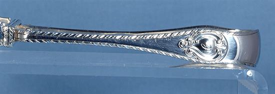 A pair of Edwardian silver asparagus tongs, Length 9 ¼”/232mm Weight 6oz/167grms